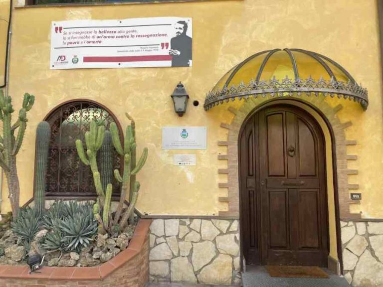 Quarto, un immobile confiscato al clan Lo Russo diventa alloggio popolare