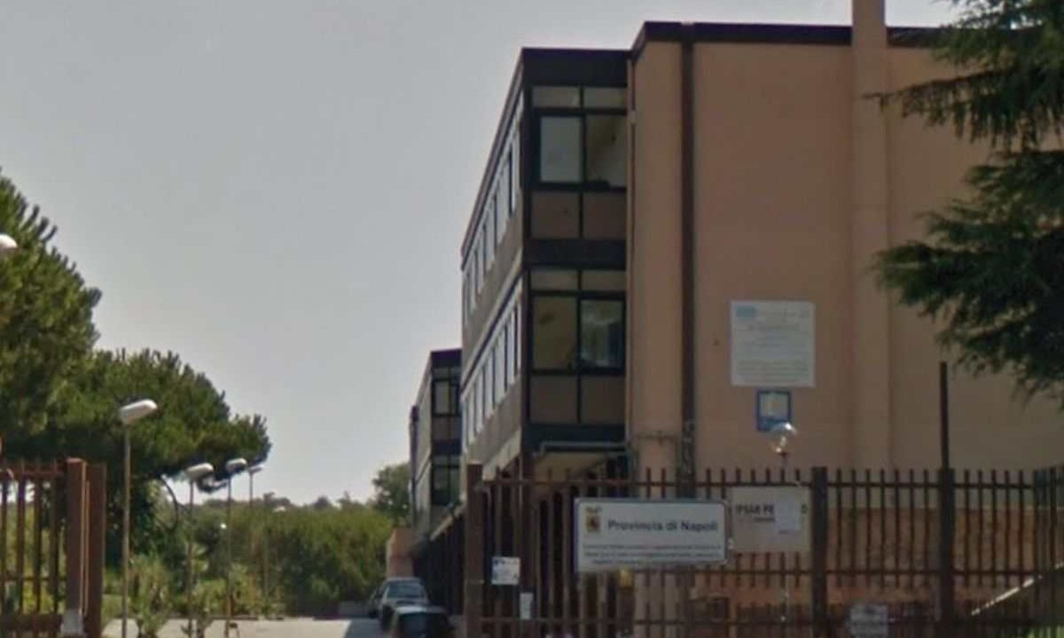Pozzuoli, il Prefetto annuncia la possibile riapertura dell’Istituto Petronio entro Natale