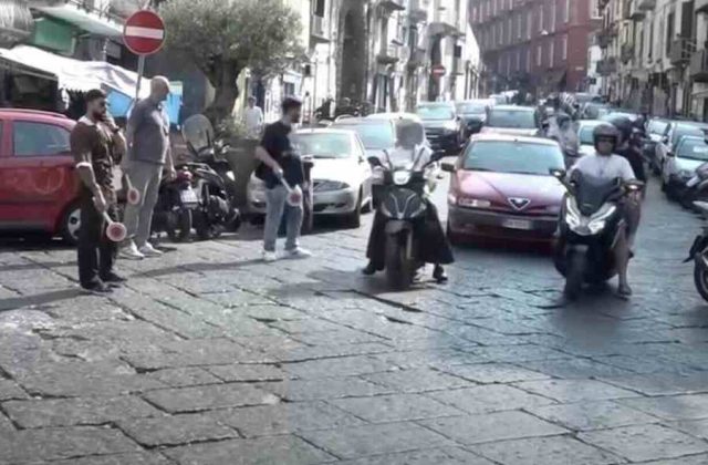Napoli, operazione straordinaria nel centro: 300 agenti nei Quartieri Spagnoli e Montesanto