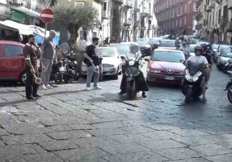 Napoli, operazione straordinaria nel centro: 300 agenti nei Quartieri Spagnoli e Montesanto