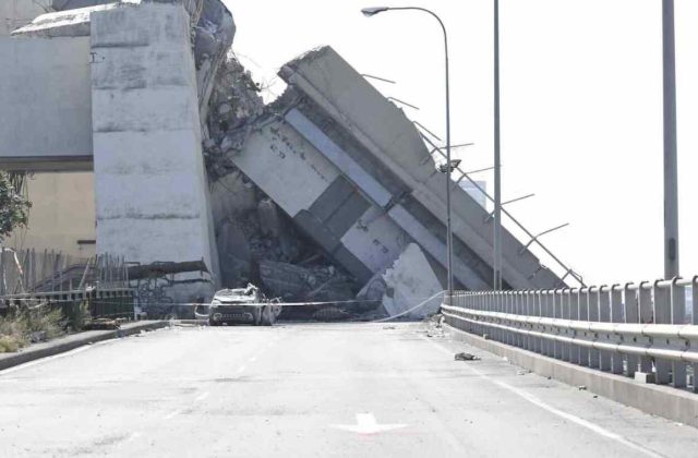 Ponte Morandi, condanna a 12 anni per Castellucci: pena anche per ex dirigenti Aspi e Spea