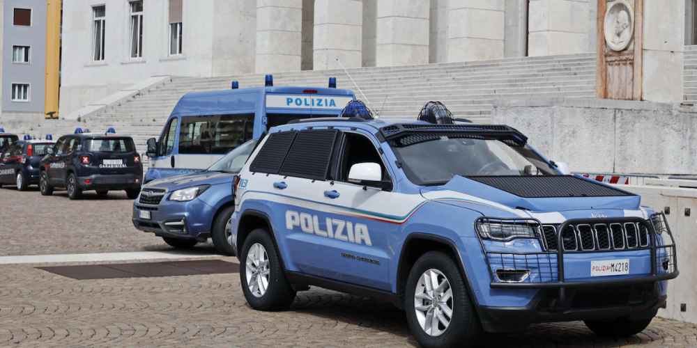 S. Antonio Abate, arrestato con 16 kg di sigarette di contrabbando e hashish