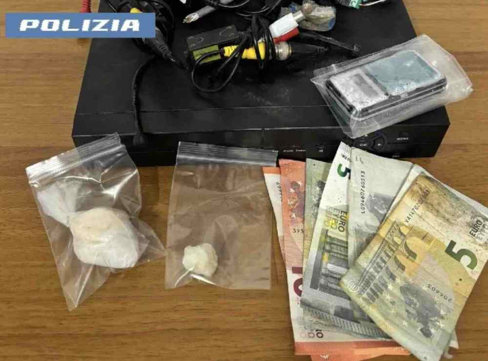 San Giovanni, arrestato un 35enne per spaccio nella sua abitazione