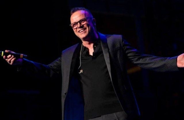 Gigi D’Alessio annuncia due concerti al Maradona di Napoli nel giugno 2027