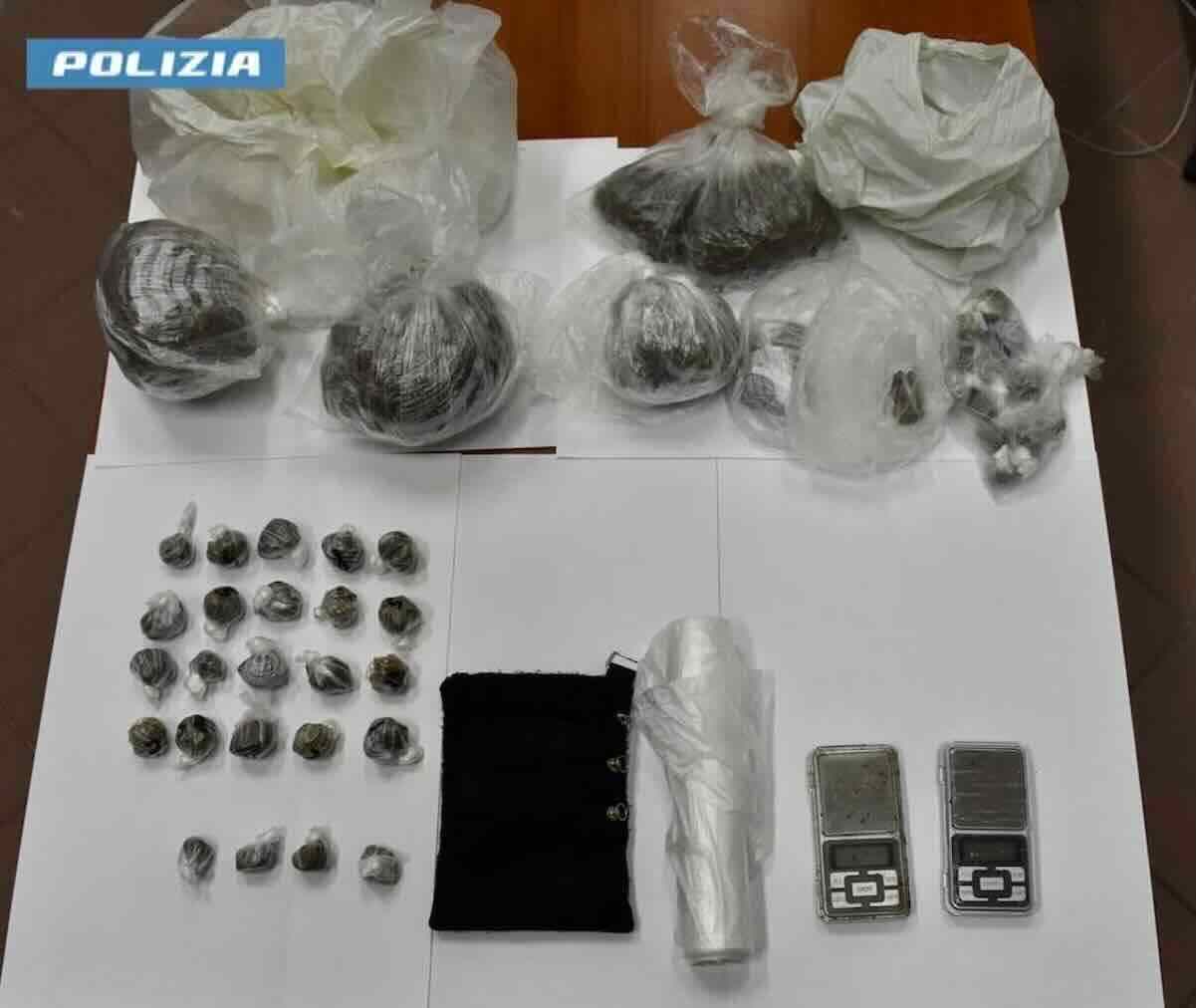 Castellammare, arrestato rider con stupefacenti: sospetti sul suo ruolo nel traffico di droga