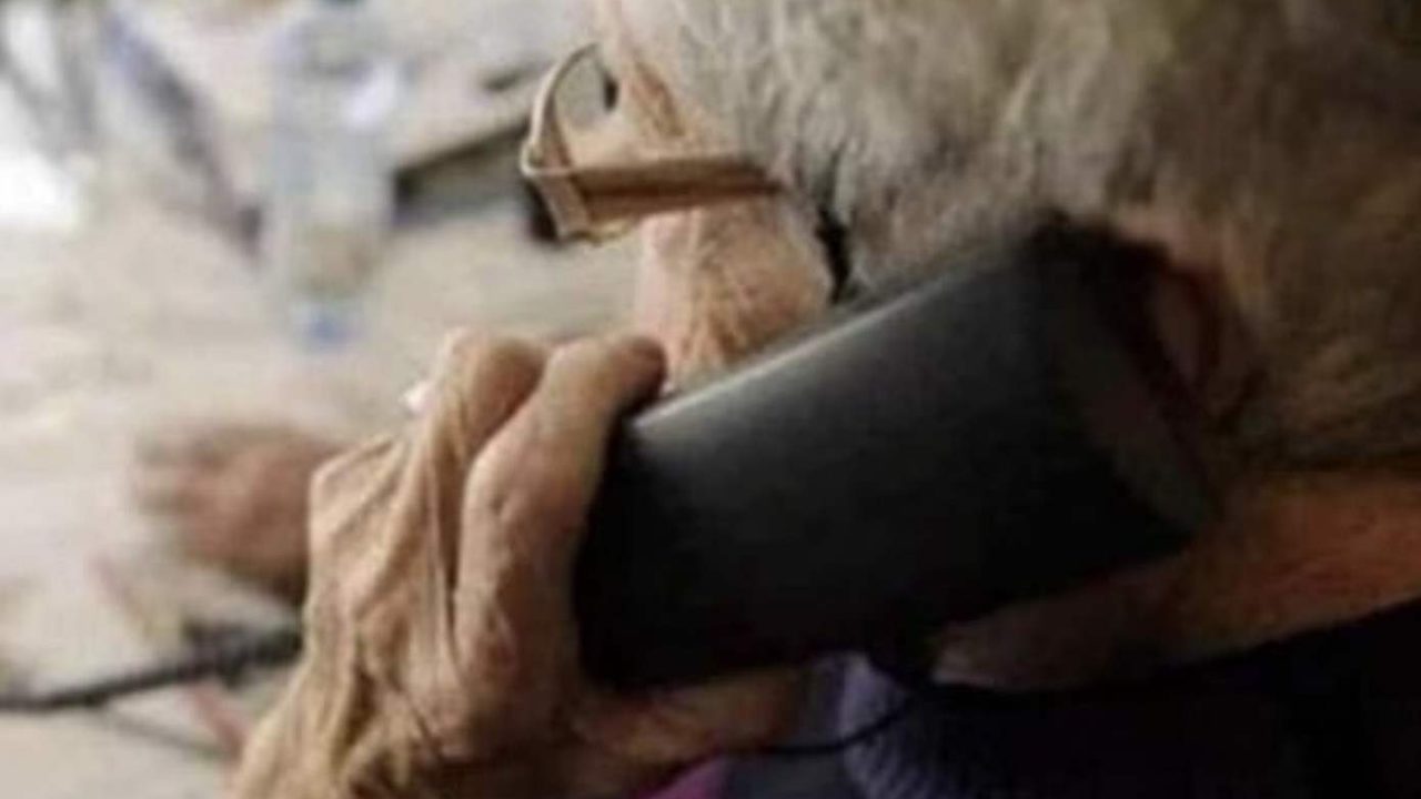 Napoli, truffe agli anziani: in un’ora sottratti 90mila euro a due donne
