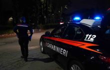 Torre del Greco, uomo arrestato dopo aver accoltellato la compagna per gelosia