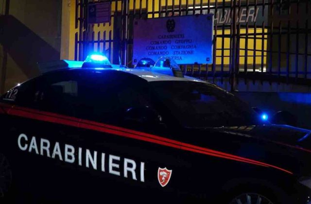 Trentola Ducenta, violenza in famiglia: 47enne arrestato dopo attacco al padre e aggressione alla madre e al fratello