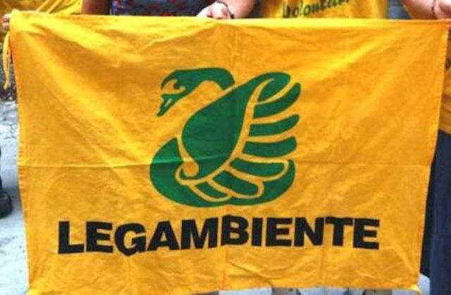 Caldo estivo a Napoli: le periferie soffrono più di altri ambiti sociali