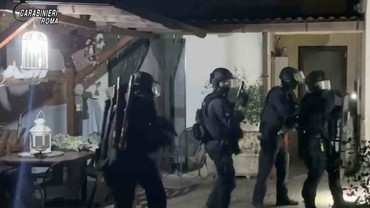 Attentato a Ranucci: arrestati quattro indagati legati al metodo mafioso