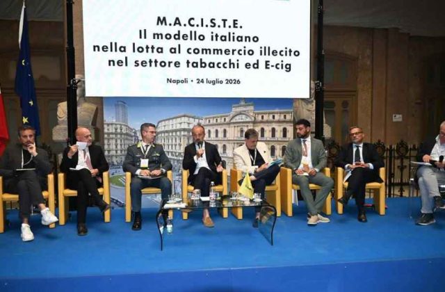 Napoli, avviato M.A.C.I.S.T.E.: nuovo intervento contro il contrabbando di tabacco e sigarette elettroniche