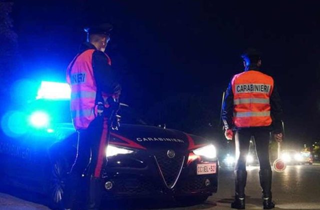 Inseguimento tra Fuorigrotta e Pozzuoli: denunciati due minorenni dopo 7 km di fuga in scooter
