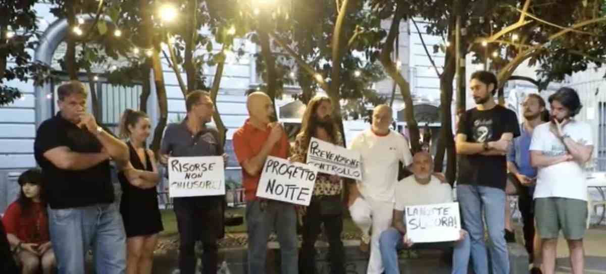 Napoli, commercianti del centro inaspriscono le proteste contro la violenza