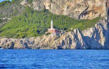 Capri, balneari in protesta: “Senza lettini a 150 euro, rischiamo il degrado”