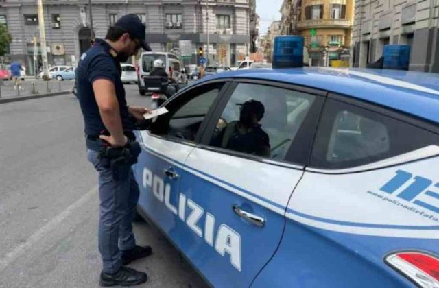 Maxi controlli interforze a Piazza Garibaldi: verifiche tra stazione e Porta Nolana