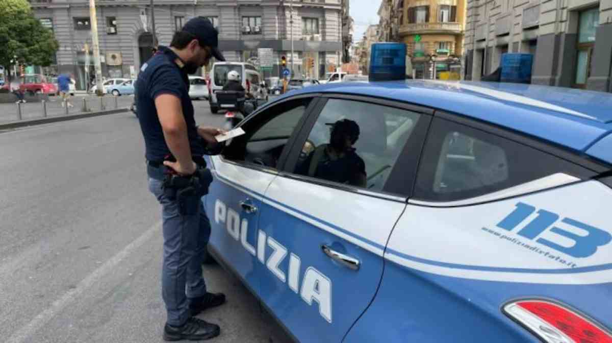 Maxi controlli interforze a Piazza Garibaldi: verifiche tra stazione e Porta Nolana
