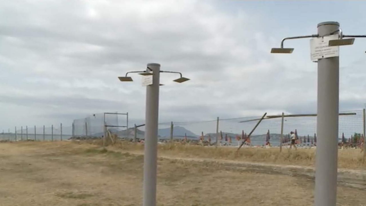 Bagnoli, riapertura della spiaggia libera e del Lido Comunale: fine dei divieti
