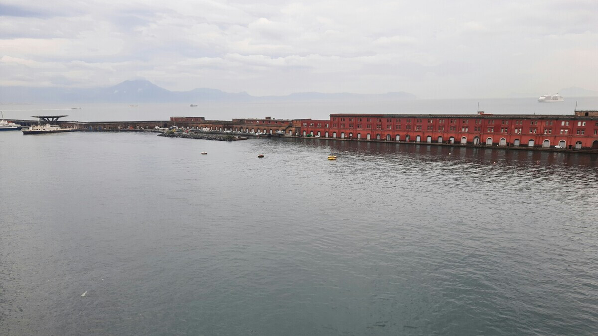 Porto di Napoli in crisi: imprese nautiche senza ormeggi ufficiali per l’America’s Cup