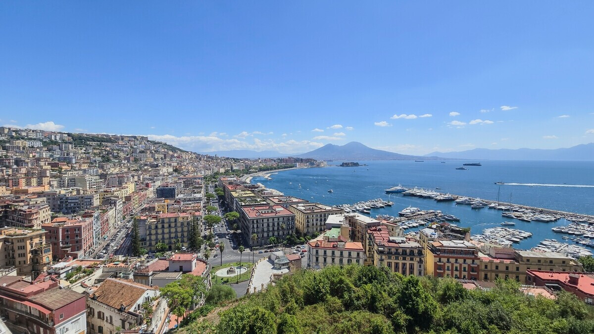 America’s Cup a Napoli: entusiasmo e rischio ingorgo per gli ormeggi