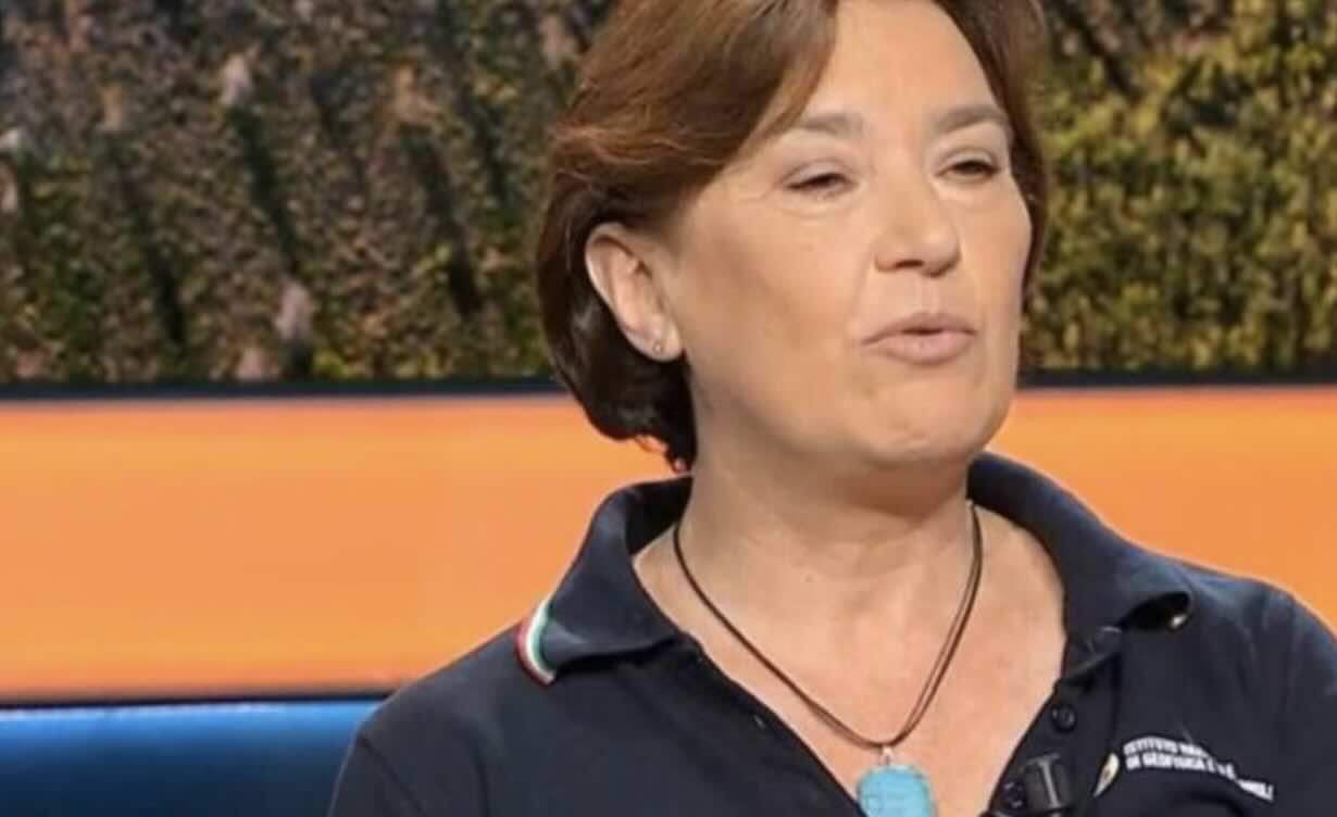 Campi Flegrei, l’Ingv rassicura: «Nessun movimento di magma rilevato»
