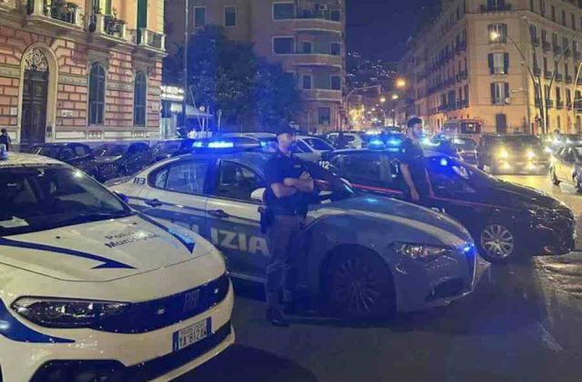 Furto con strappo a Napoli: in manette un 34enne durante i festeggiamenti del centenario