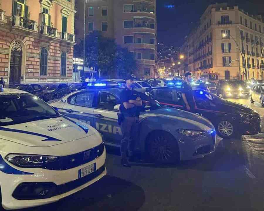 Furto con strappo a Napoli: in manette un 34enne durante i festeggiamenti del centenario