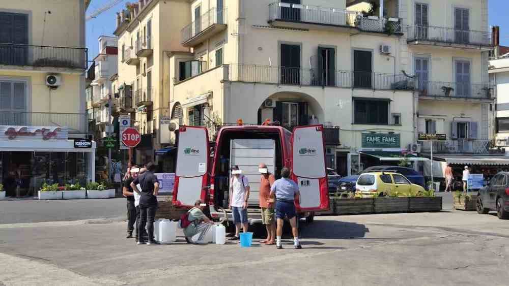 Caritas attiva nei Campi Flegrei: supporto concreto alla popolazione locale