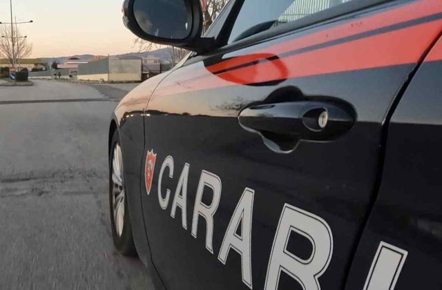 Napoli, pusher 23enne di Marano arrestato con cocaina nascosta nell’auto