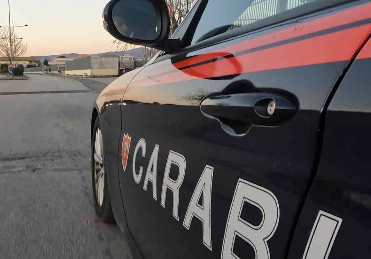 Napoli, pusher 23enne di Marano arrestato con cocaina nascosta nell’auto