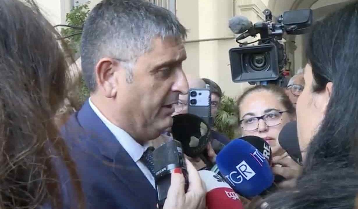 Pozzuoli, il sindaco sollecita il Governo dopo il terremoto ai Campi Flegrei