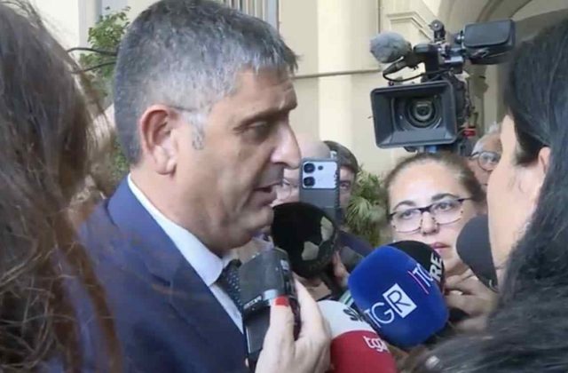 Pozzuoli, il sindaco sollecita il Governo dopo il terremoto ai Campi Flegrei
