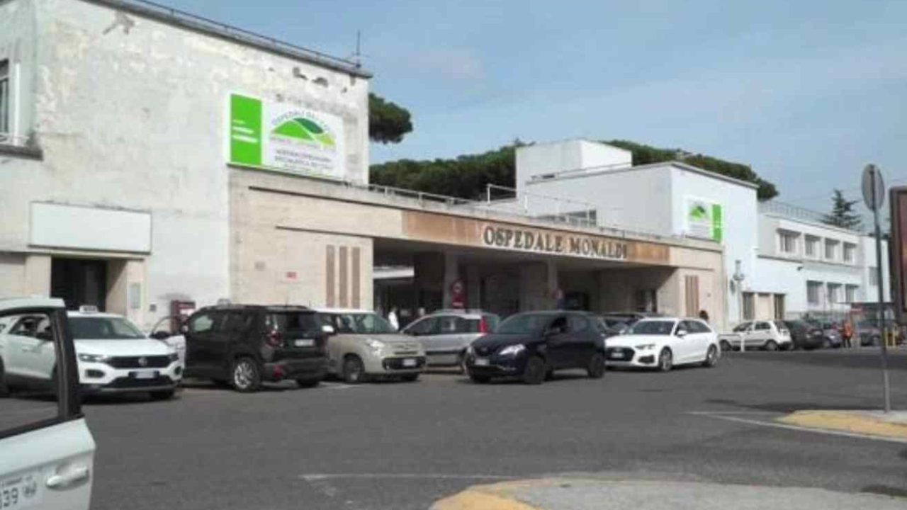 Napoli, risarcimento da 350mila euro ai familiari per caduta e infezione in ospedale