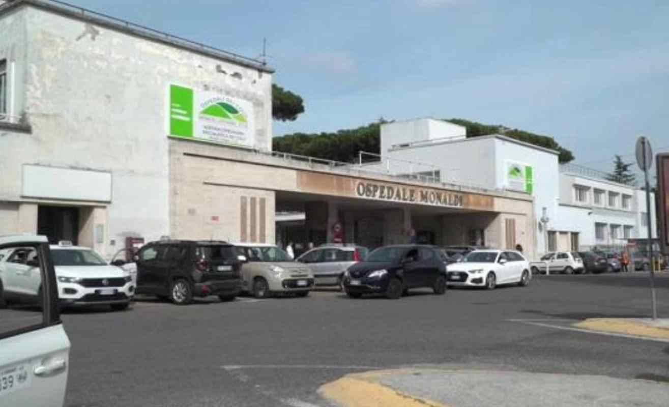 Napoli, risarcimento da 350mila euro ai familiari per caduta e infezione in ospedale
