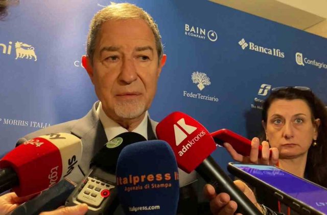 Musumeci chiarisce: «Nessuna richiesta di stato di emergenza per la Campania»