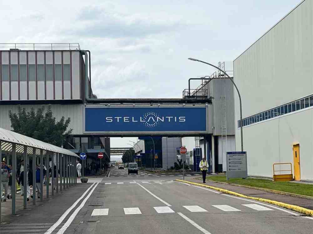 Pomigliano, Stellantis estende i contratti di solidarietà per i dipendenti di un anno