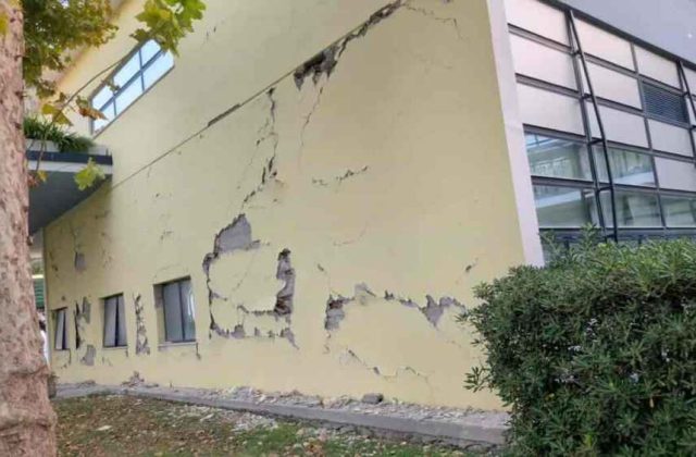 Campi Flegrei, allerta abitativa: quasi 700 abitazioni inagibili e 1.700 sfollati