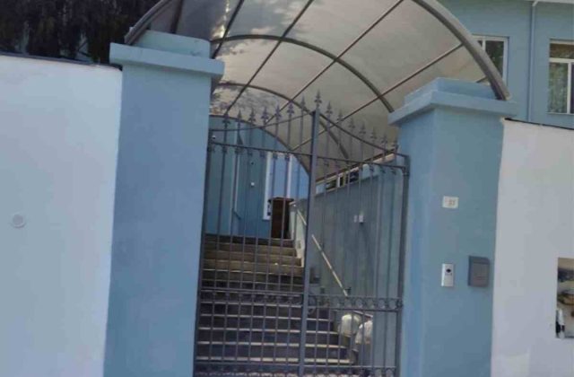 Castellammare, commissari prefettizi indagano su asilo di via Fratte