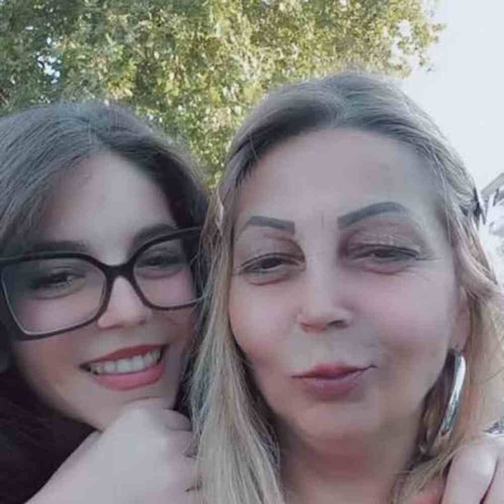 La madre di Martina Carbonaro: «Nessuna minaccia, solo disperazione per mia figlia»