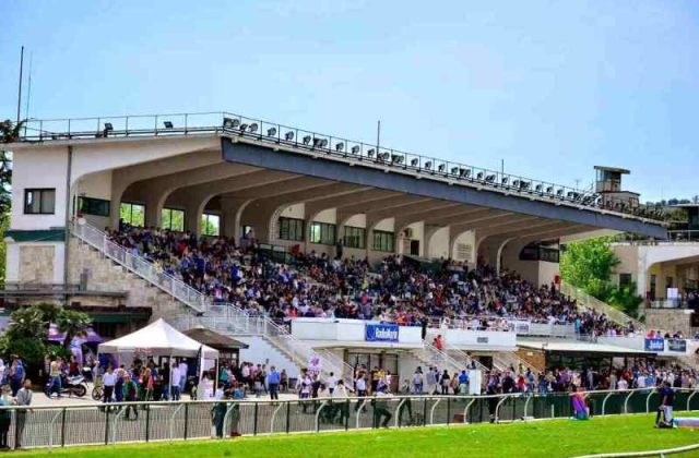 Riapertura delle corse all’ippodromo di Agnano: superate le verifiche di sicurezza dopo il sisma