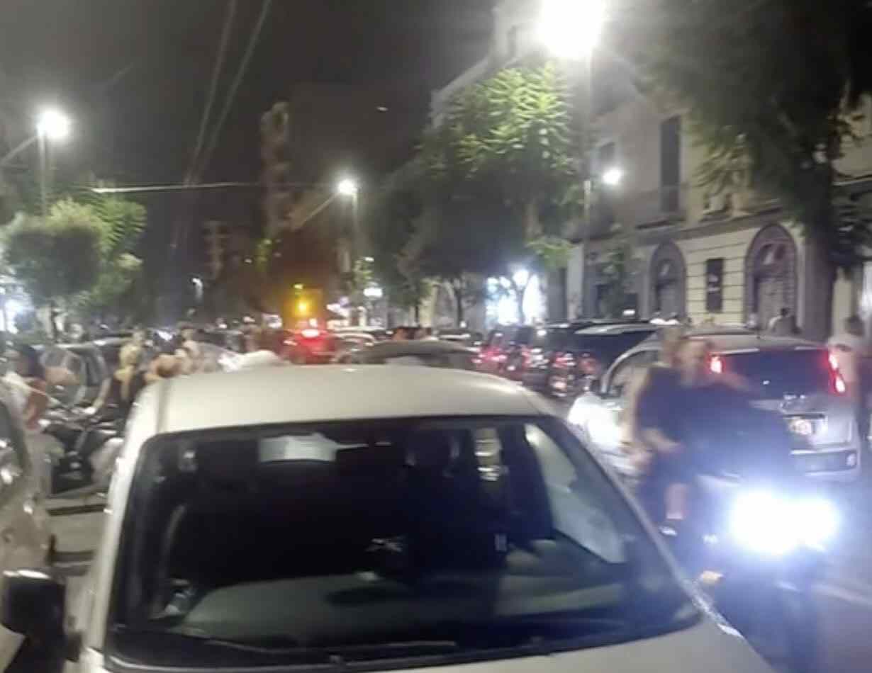 Tensione alla Notte Bianca di Secondigliano: scontro tra i partecipanti