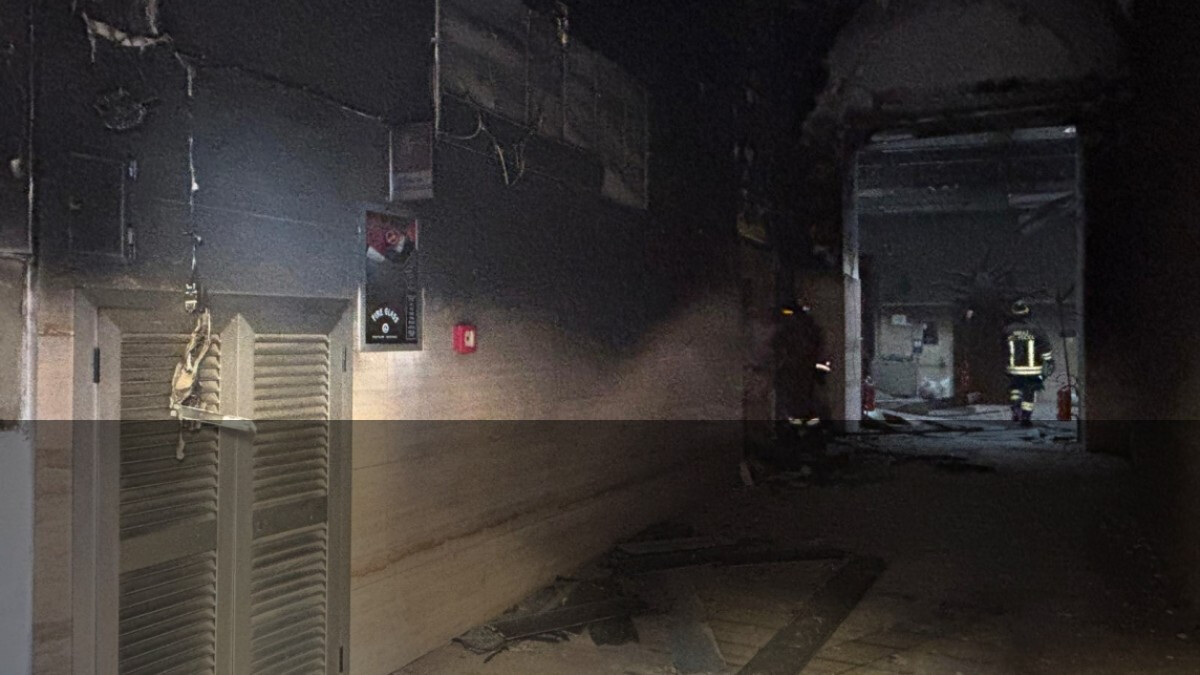 Incendio al Consiglio di Napoli: focus su recupero documenti e ripristino dell’attività comunale