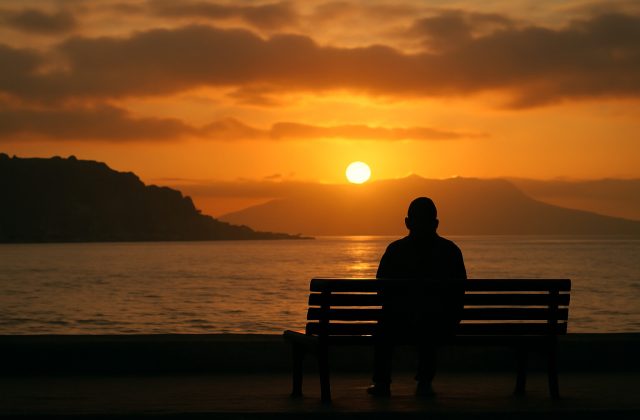 Allerta Campi Flegrei, Napoli in cerca di una leadership dopo la morte di Lucignano