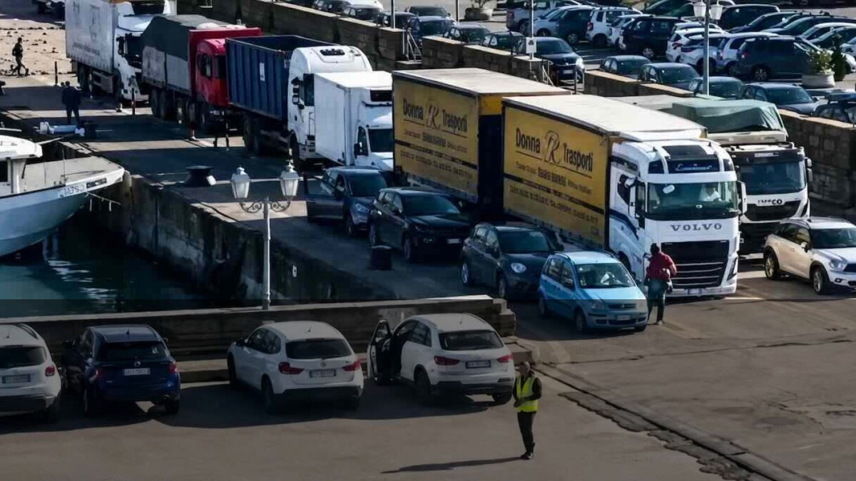 Pozzuoli chiude il cerchio: entro domani l’accordo sul transito dei camion nei Campi Flegrei