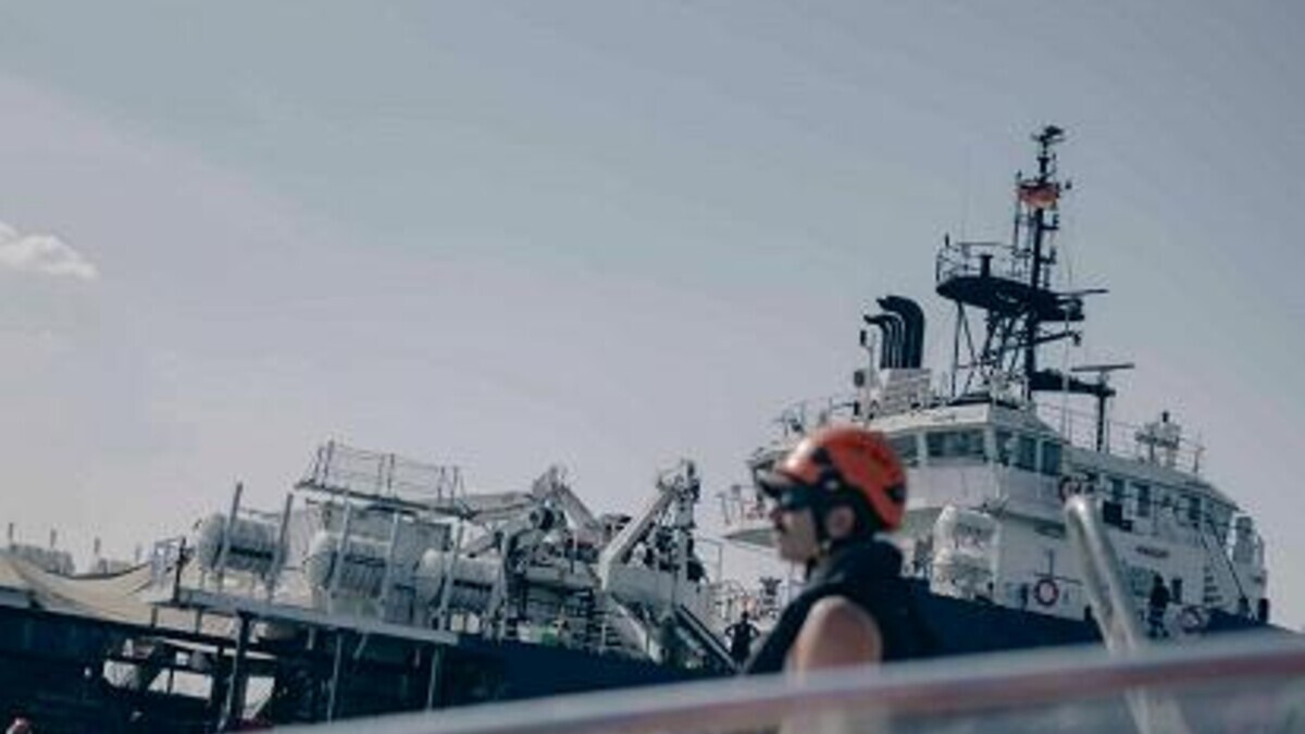 Sbarco di Sea Watch 5 a Napoli: in 48 ore il conteggio dei migranti a bordo