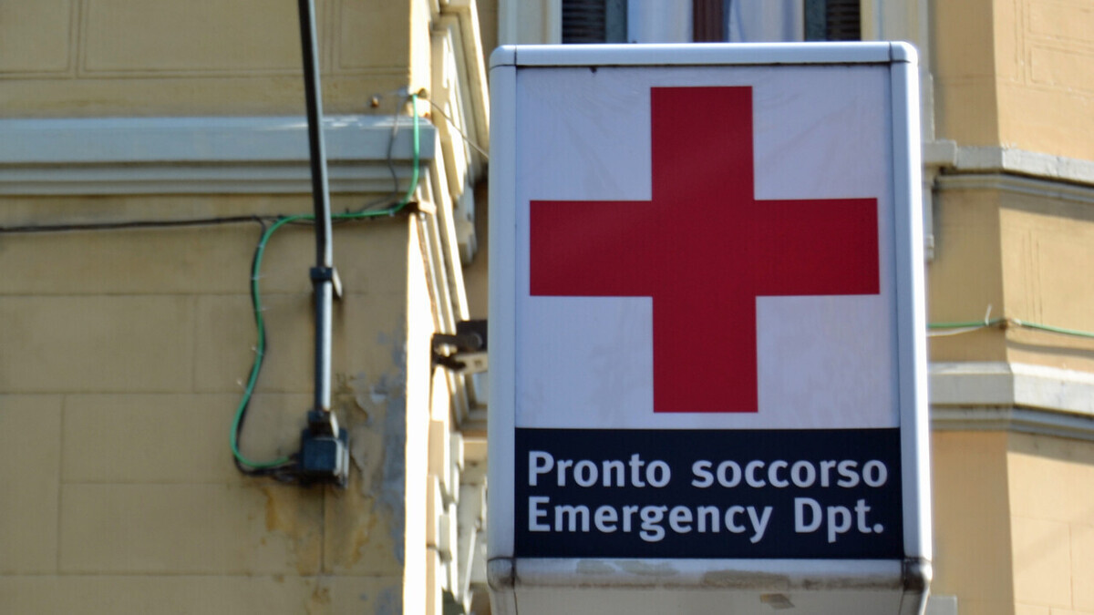 Incidente sul lavoro a Benevento: operaio cade dal sesto piano, attenzione sulla sicurezza nei cantieri riaccesa
