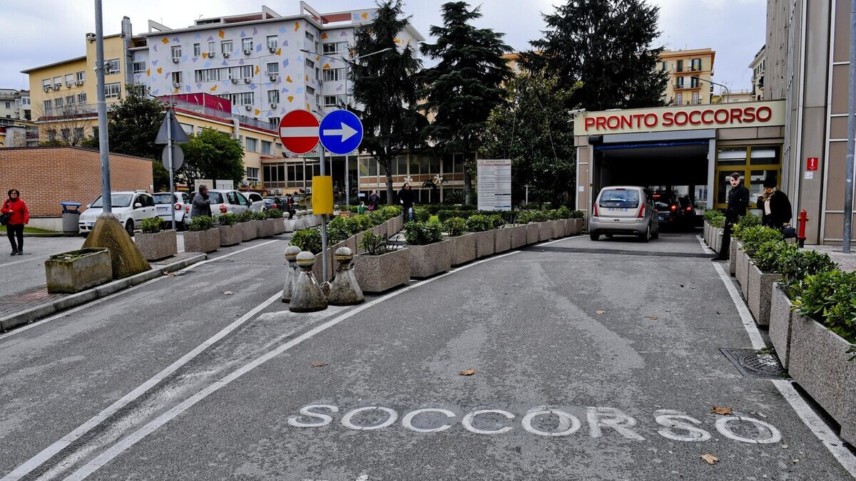 Scuola di Napoli in allerta per un audio inquietante: diritti e tutele per i bambini autistici sotto esame.